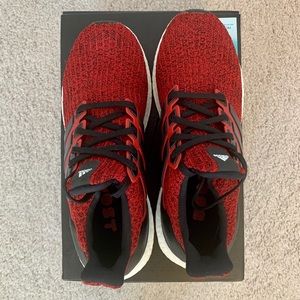 Adidas UltraBoosts 4.0 (burgundy/black)